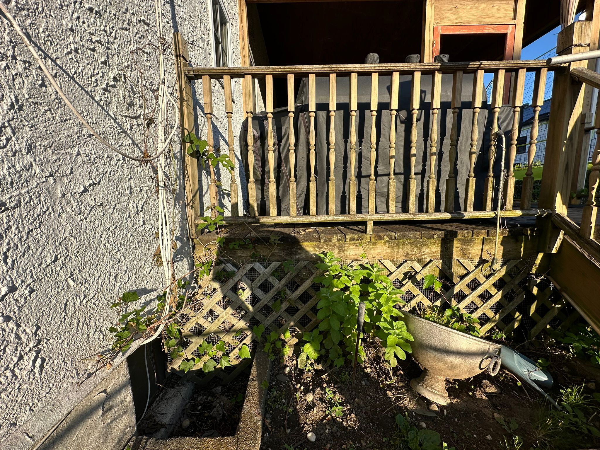 Screened In Porch - Image 2